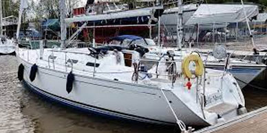 Image of yacht Dufour 385